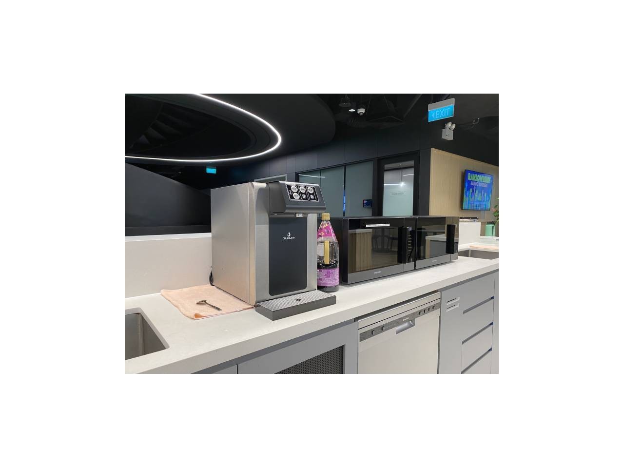 Sparkling Water Dispenser for Office