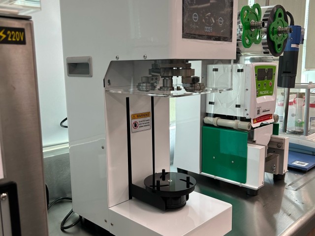 Commissioning of Automatic Touchscreen Can Sealer for Foodservice Laboratory